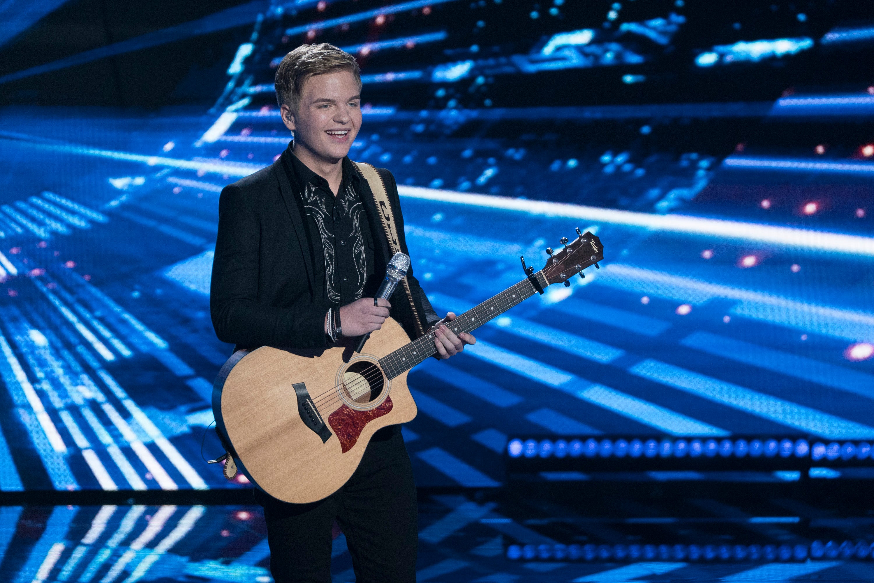 American Idol' Runner-Up Caleb Lee Hutchinson Shares How He Lost Over 60  Pounds | Entertainment Tonight