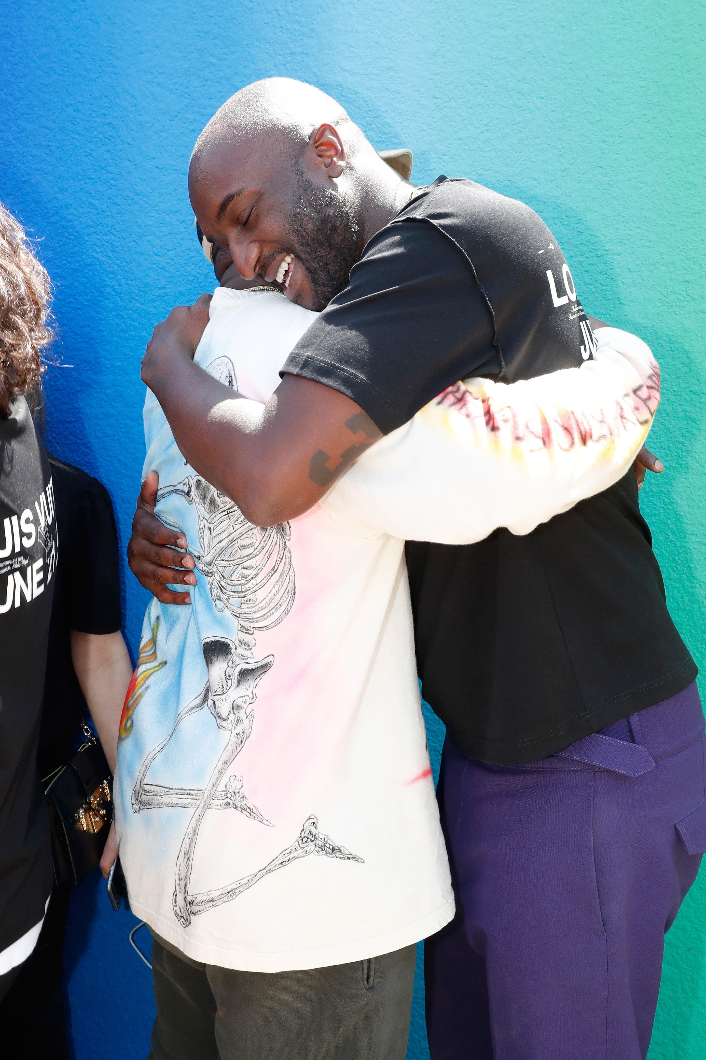 Kanye West & Virgil Abloh Emotional Hug at Louis Vuitton