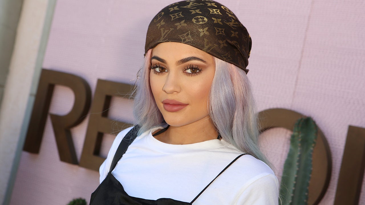 Kylie Jenner's Lemon Vibes And Makeup Look For The Louis Vuitton