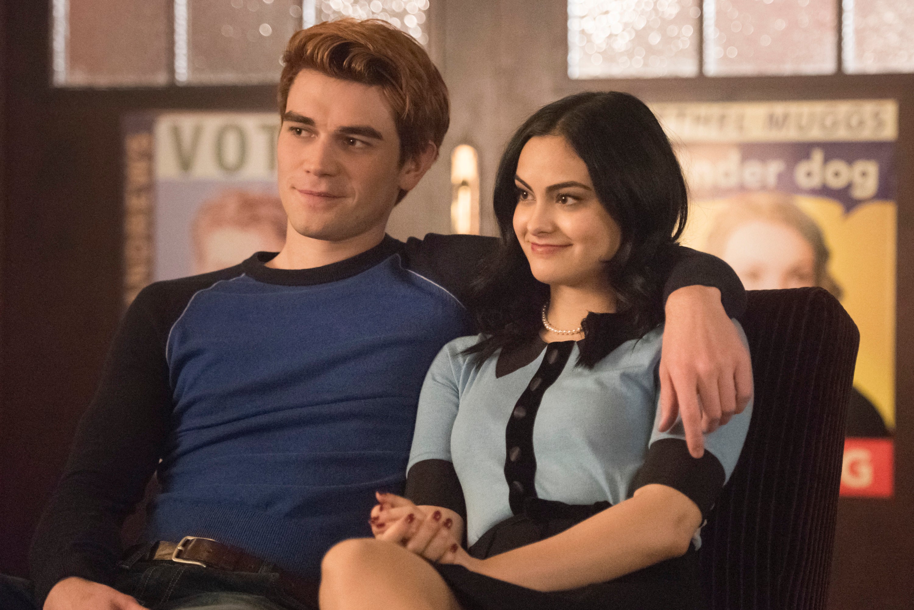 Riverdale' Season 3 Teaser Promises Varchie and Bughead Makeouts, a New Serpent  Tattoo and a Cry for Help | Entertainment Tonight