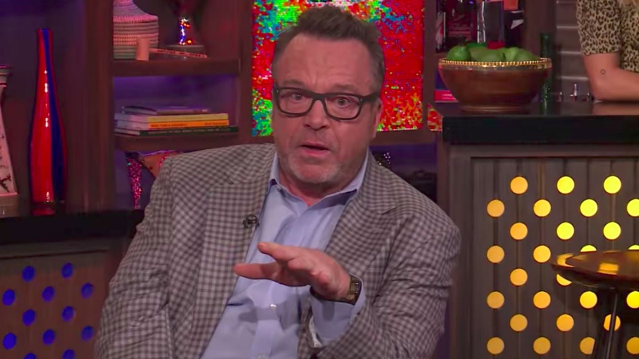 Roseanne Barr on \, image size:1280x720