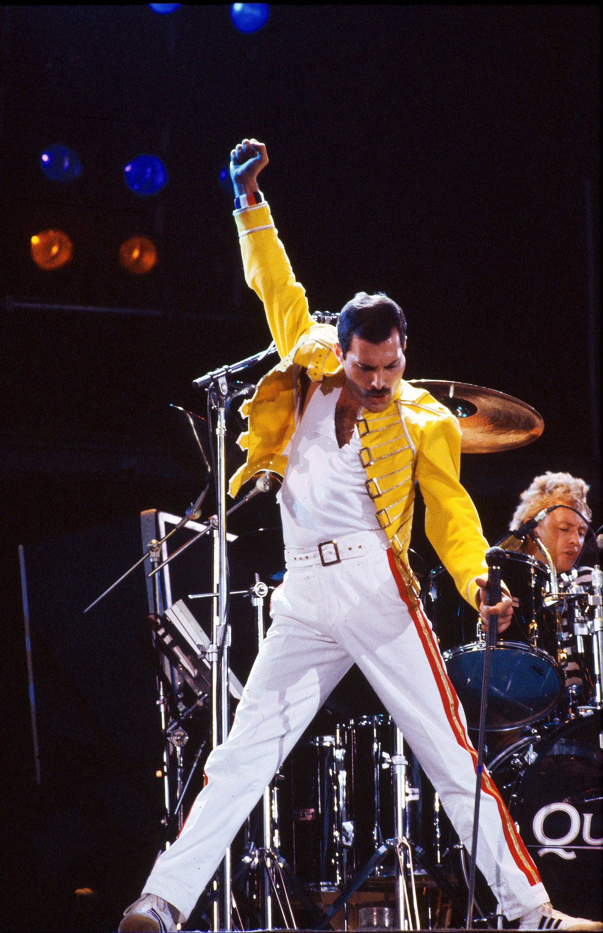 The Most Unforgettable, Iconic Looks From Freddie Mercury -- Pics!