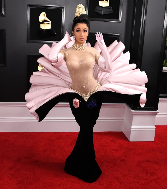 Cardi B Grammys Hair Stylist Gives Secret To Pearl Updo