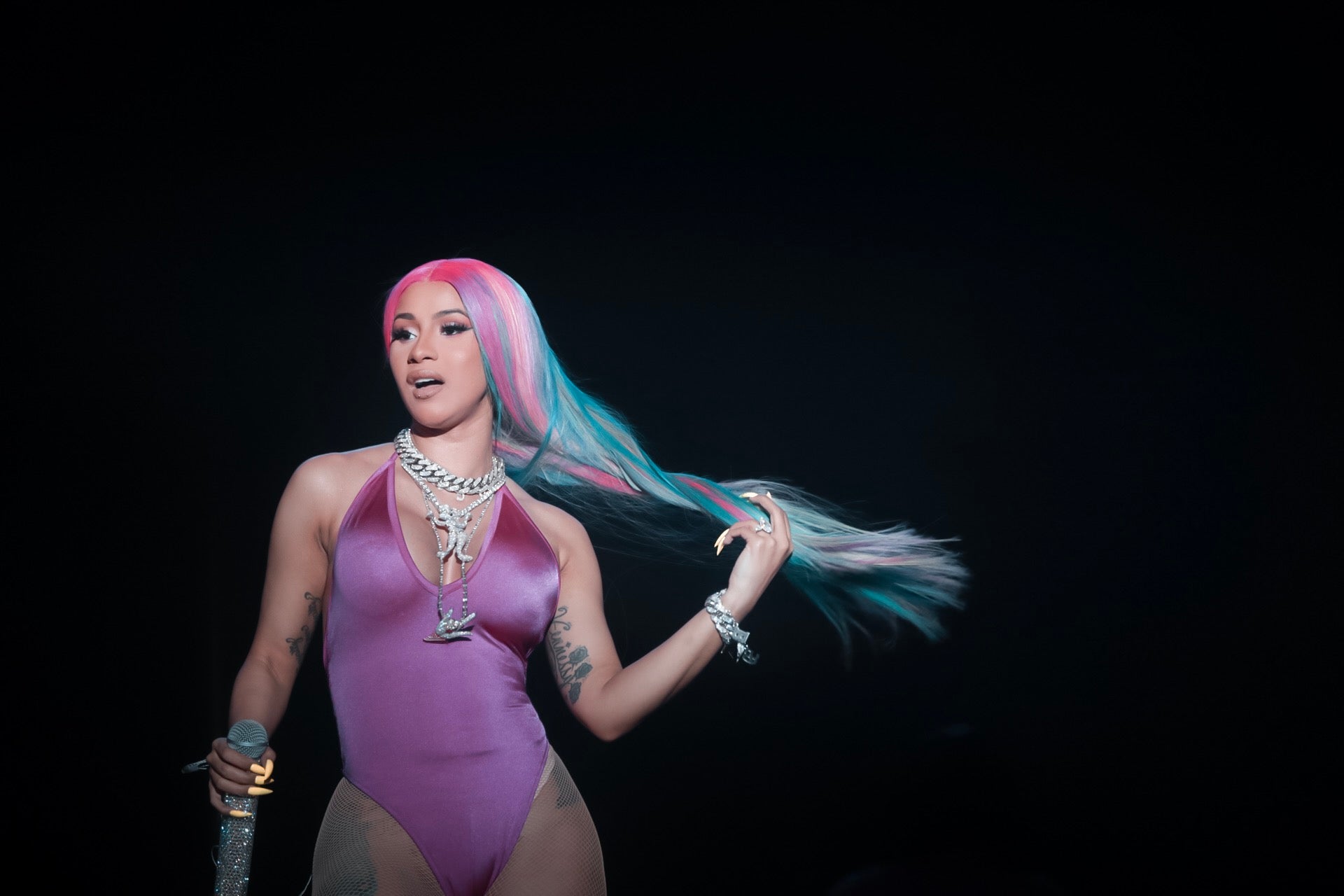 Cardi B Gives Fans a First Look at Her 'Hustlers' Role in...
