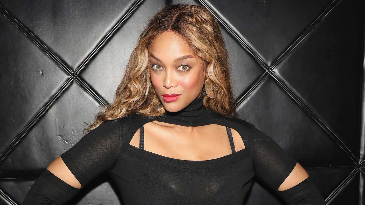 tack stabil meditation Tyra Banks Says She's Gained 25 Pounds Since 2019 'Sports Illustrated'  Swimsuit Cover | Entertainment Tonight