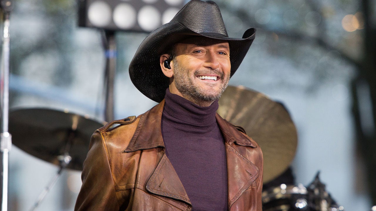 Watch Tim McGraw Harmonize With 