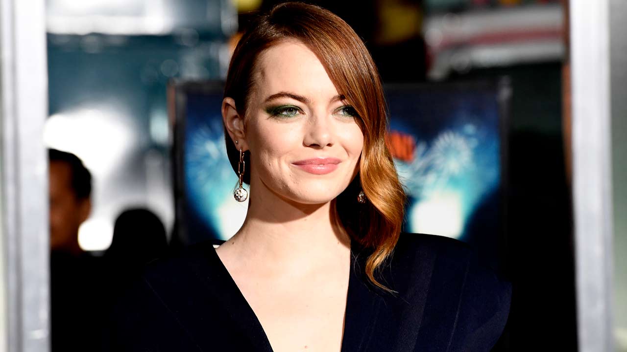 All The Details On Emma Stone's Pearl Engagement Ring
