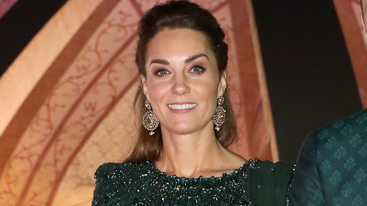 kate middleton green dress pakistan Kate Middleton's Trooping The Colour Look: Green Dress, Hat & Diana's Jewels