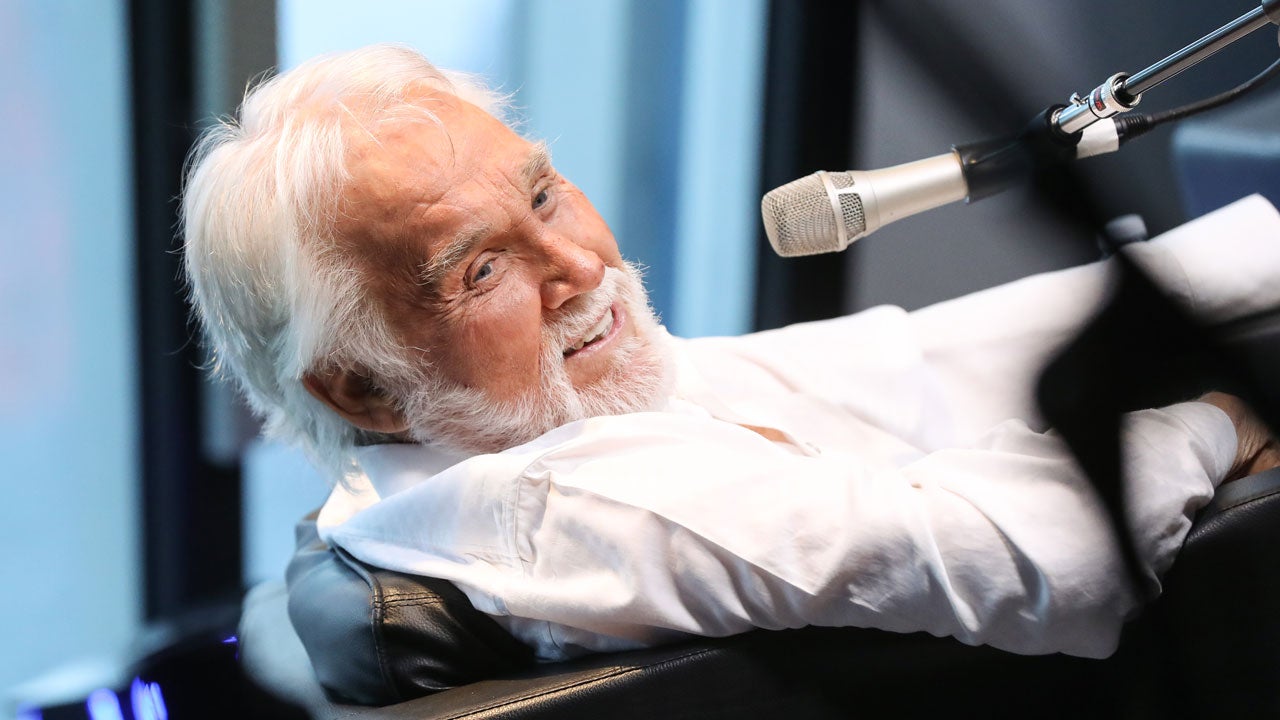 Kenny Rogers Hospitalized for Dehydration | Entertainment Tonight