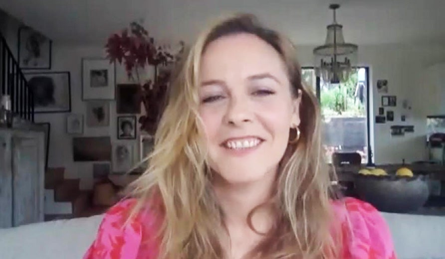 ‘Clueless’ Star Alicia Silverstone on the ICONIC Movie’s 25th Anniversary (Exclusive)