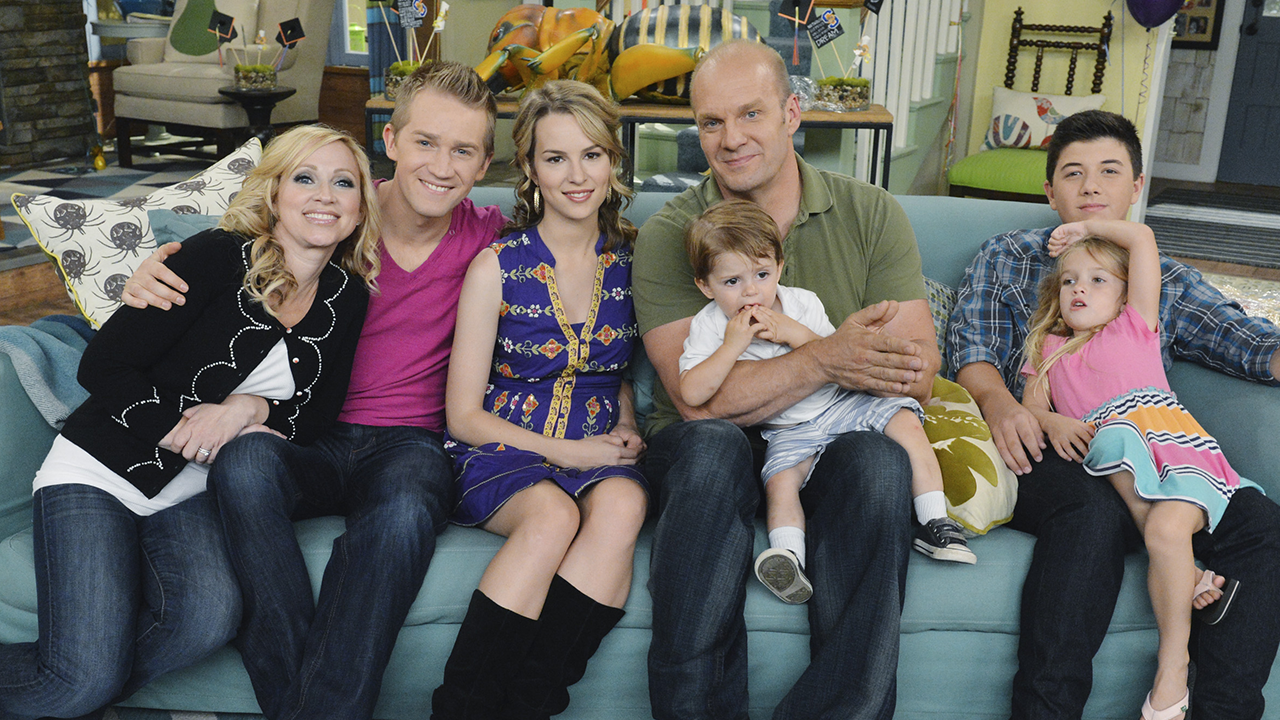 Disney's 'Good Luck Charlie' Cast Reunites! See Baby Charlie All Grown Up  (Exclusive) | Entertainment Tonight