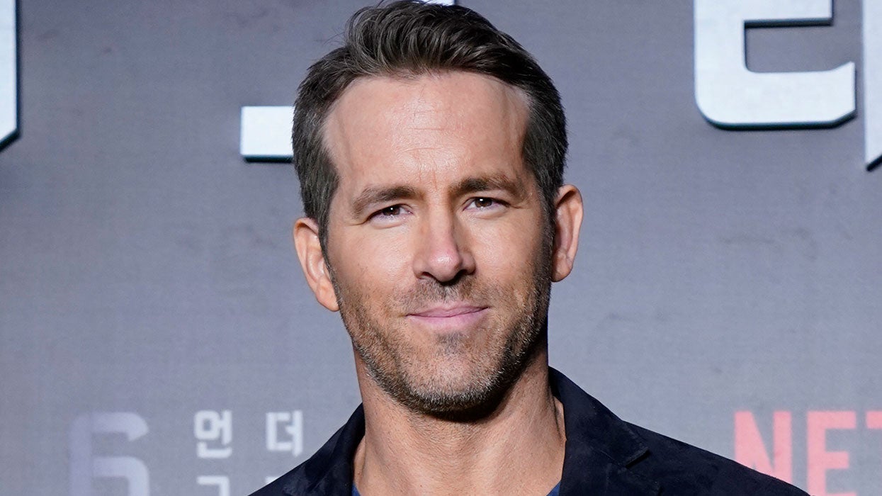 Ryan Reynolds to Star in Boy Band Movie for Paramount – The Hollywood  Reporter