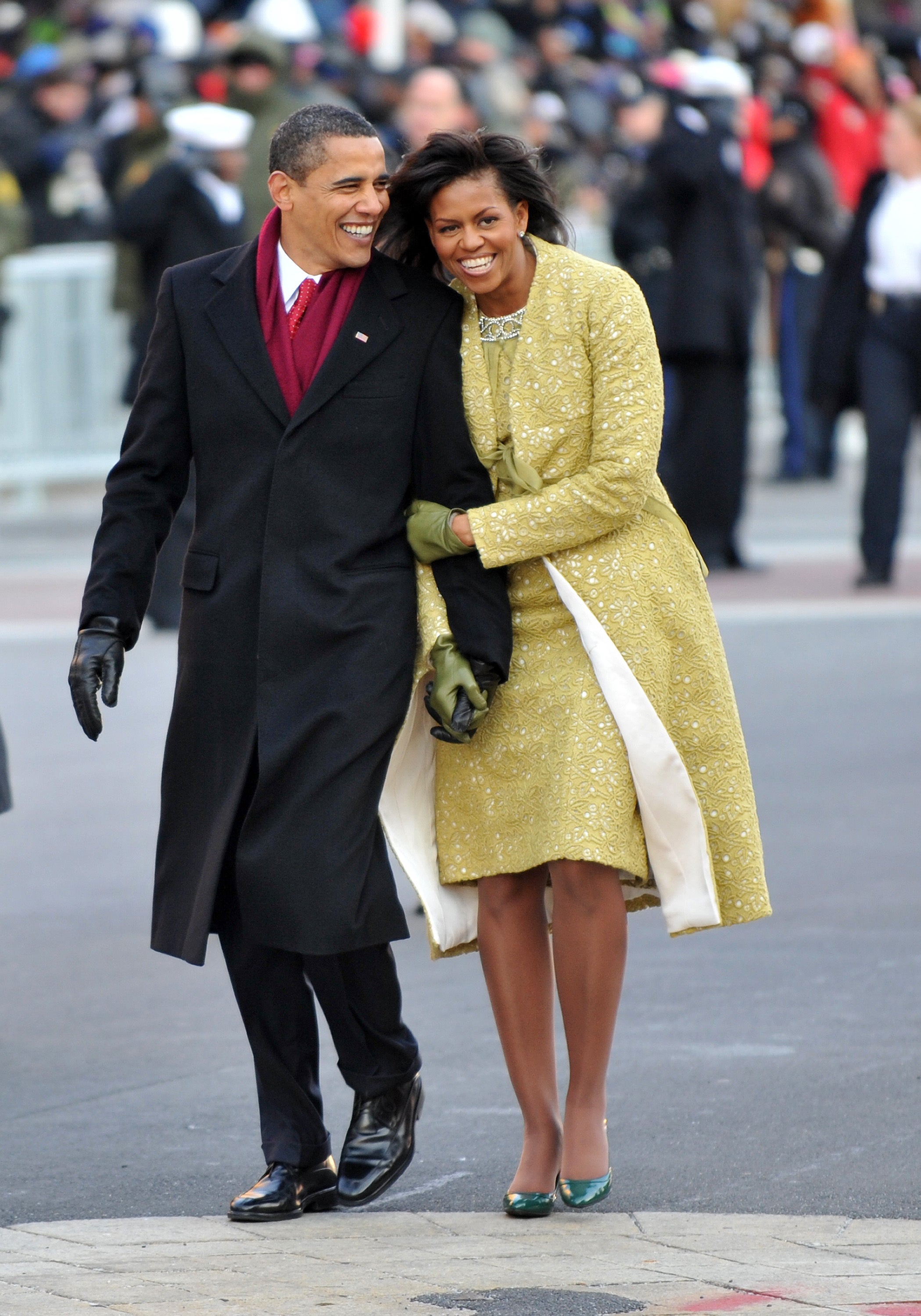 Withred Obama Swooning Over Barack and Michelle Obama's Sweetest Moments ...