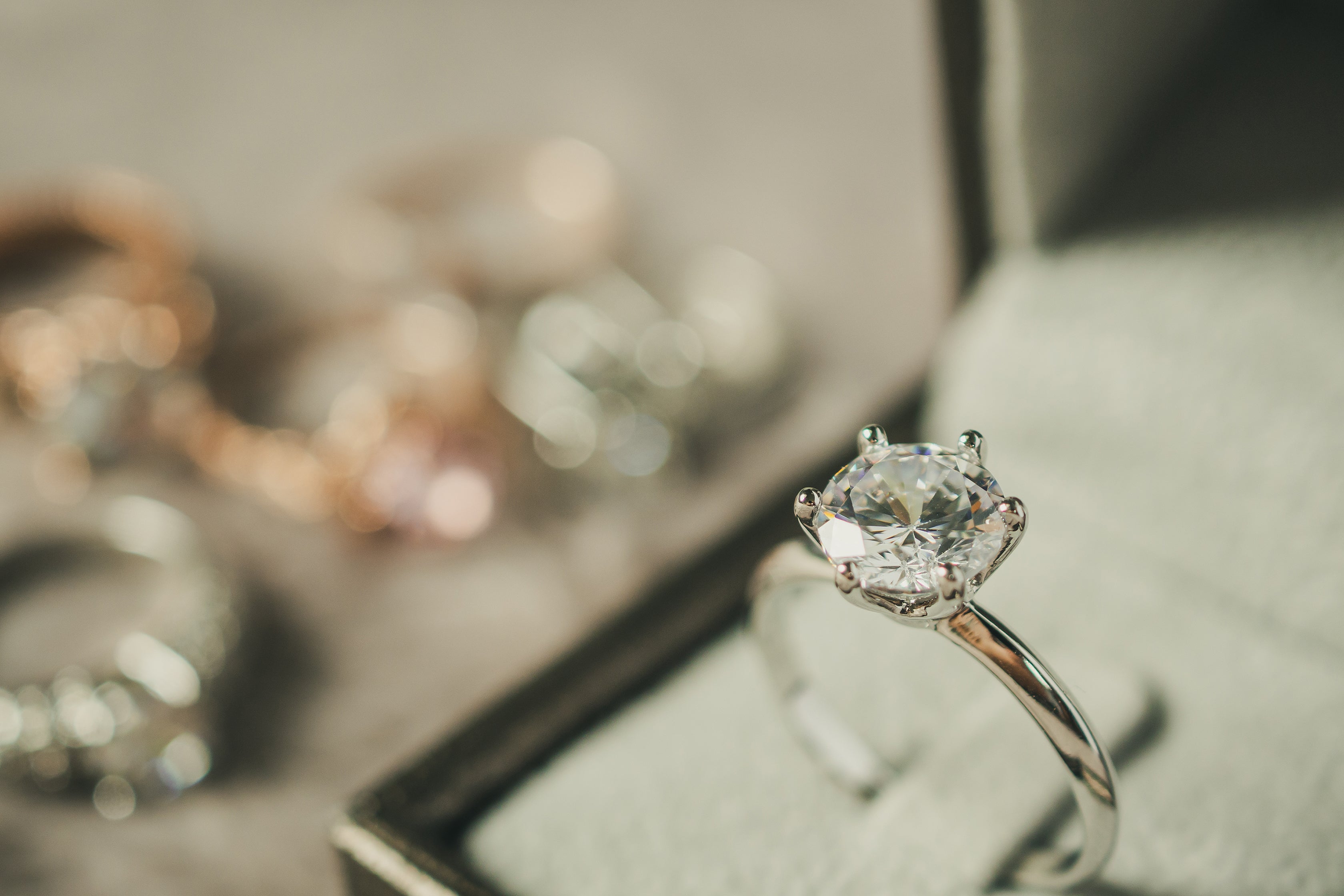 How to Buy an Engagement Ring, According to Diamond Experts | Entertainment  Tonight