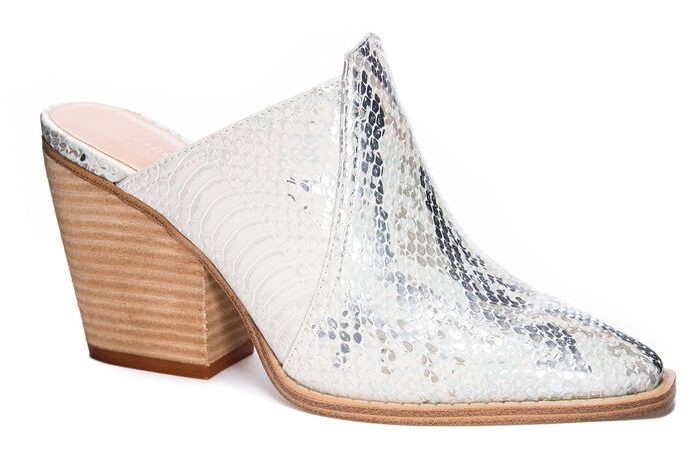 chinese laundry springfield mule white