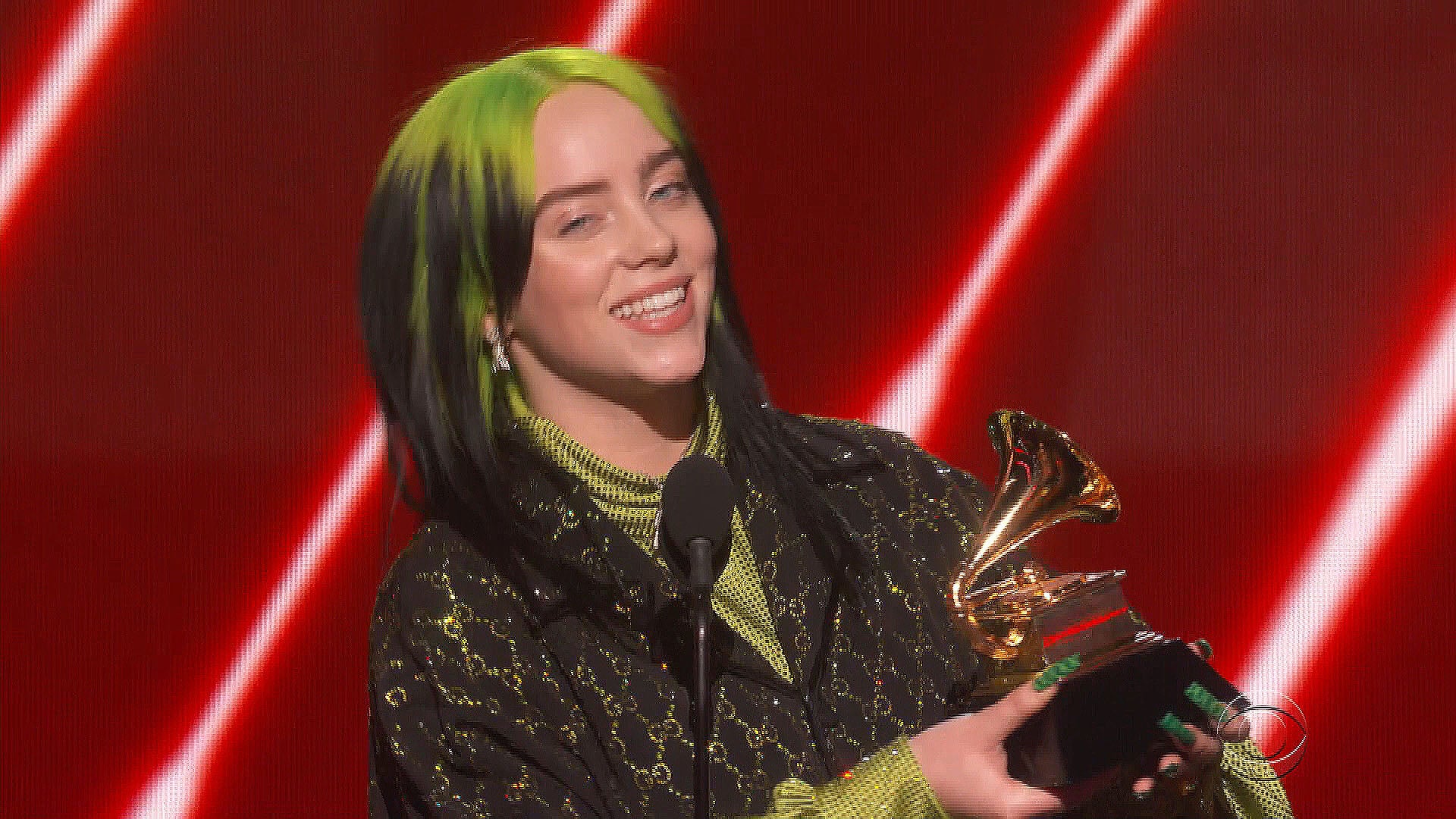 Why The Weeknd Fans Think He S Dissing The Grammys In New Save Your Tears Video Entertainment Tonight