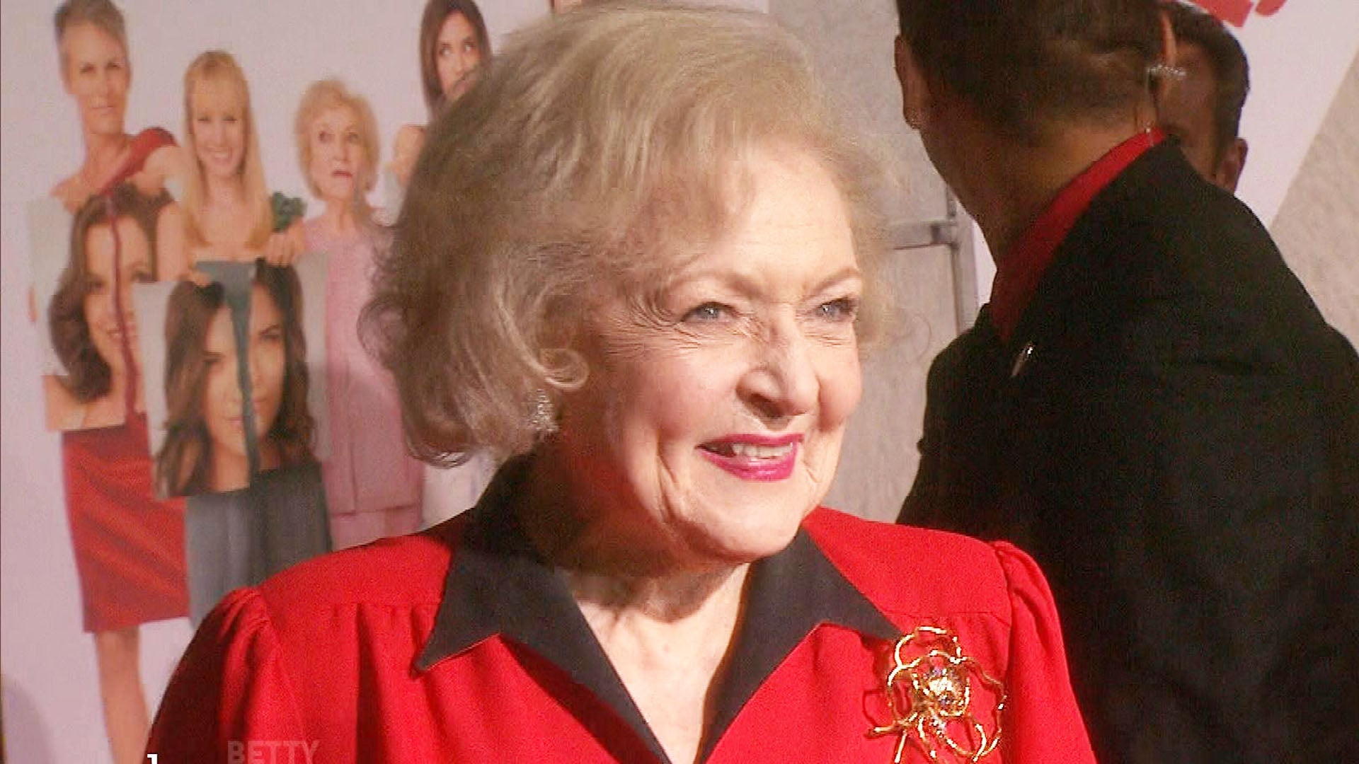 How Betty White Is Celebrating Her 99th Birthday In Quarantine Exclusive Entertainment Tonight