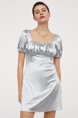 H&M Puffed-Sleeved Dress