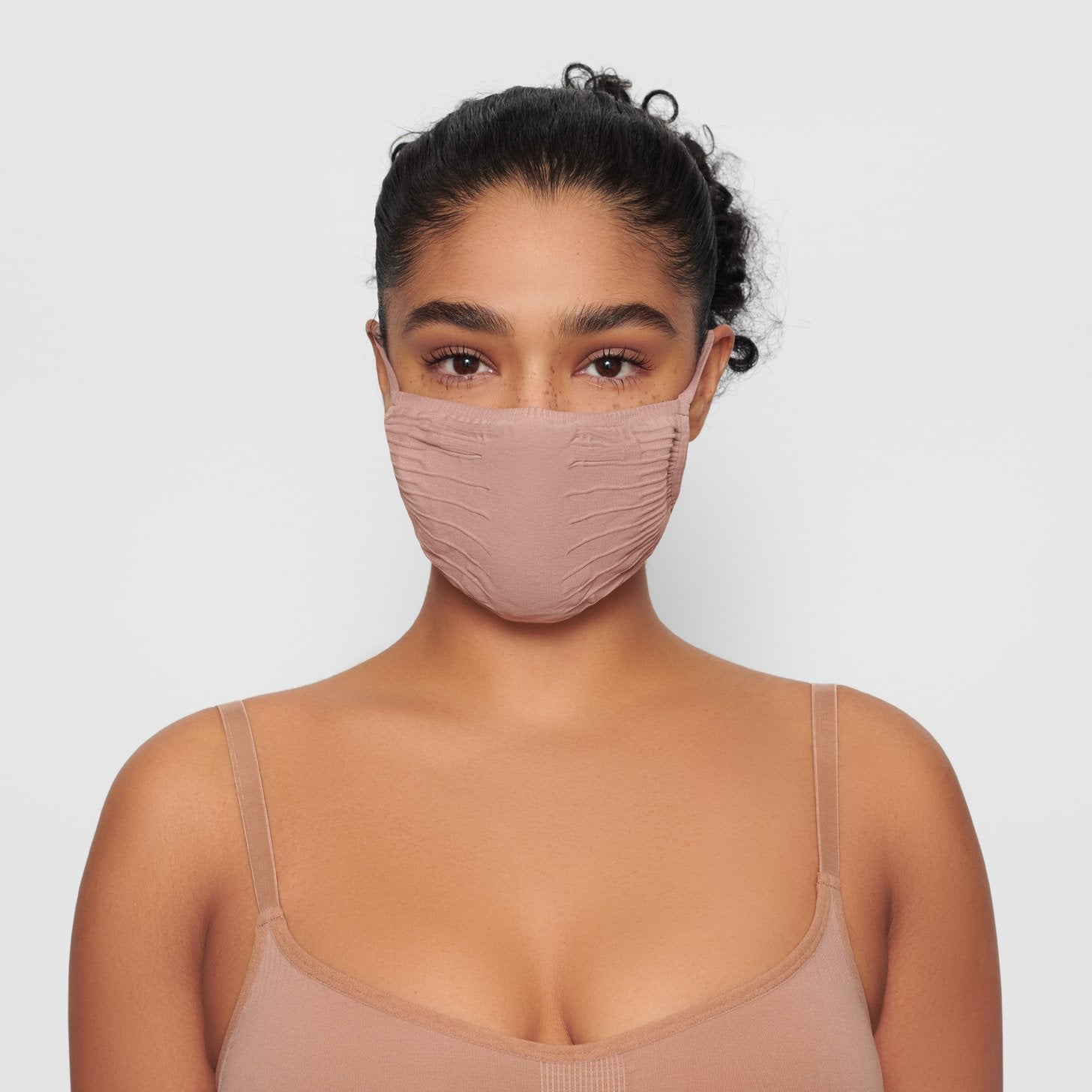 Skims Seamless Face Mask 7 Pack