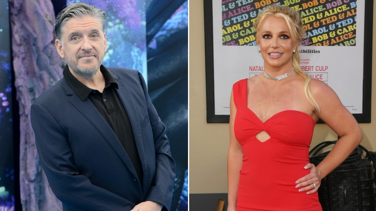 craig ferguson blue dress I guess its Craig's time for some revenge. , #latepost #latenightshow #latelateshow #entertainment #fun #bluedress