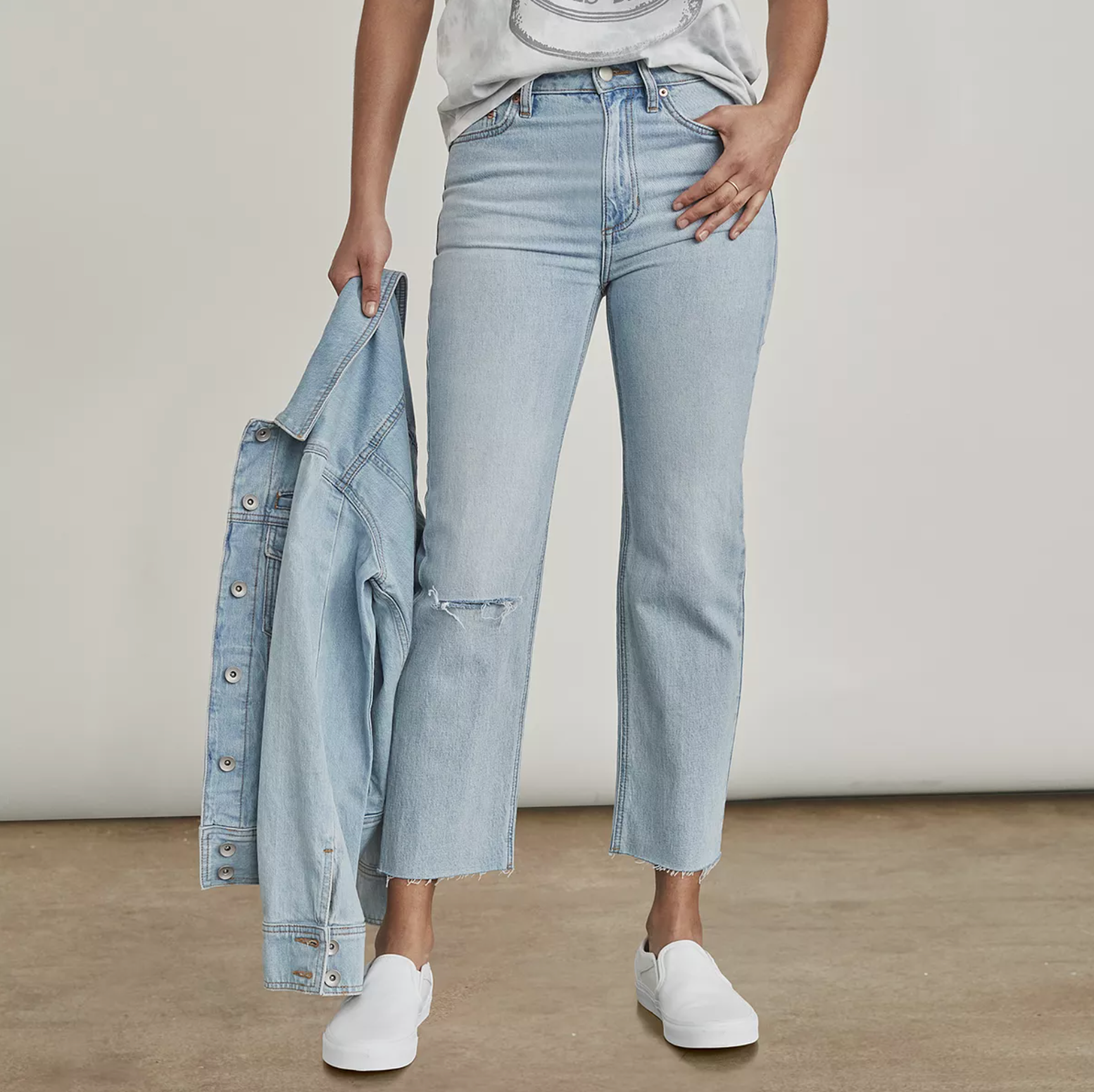 Elizabeth and James Wide-Leg High-Waisted Cropped Jeans