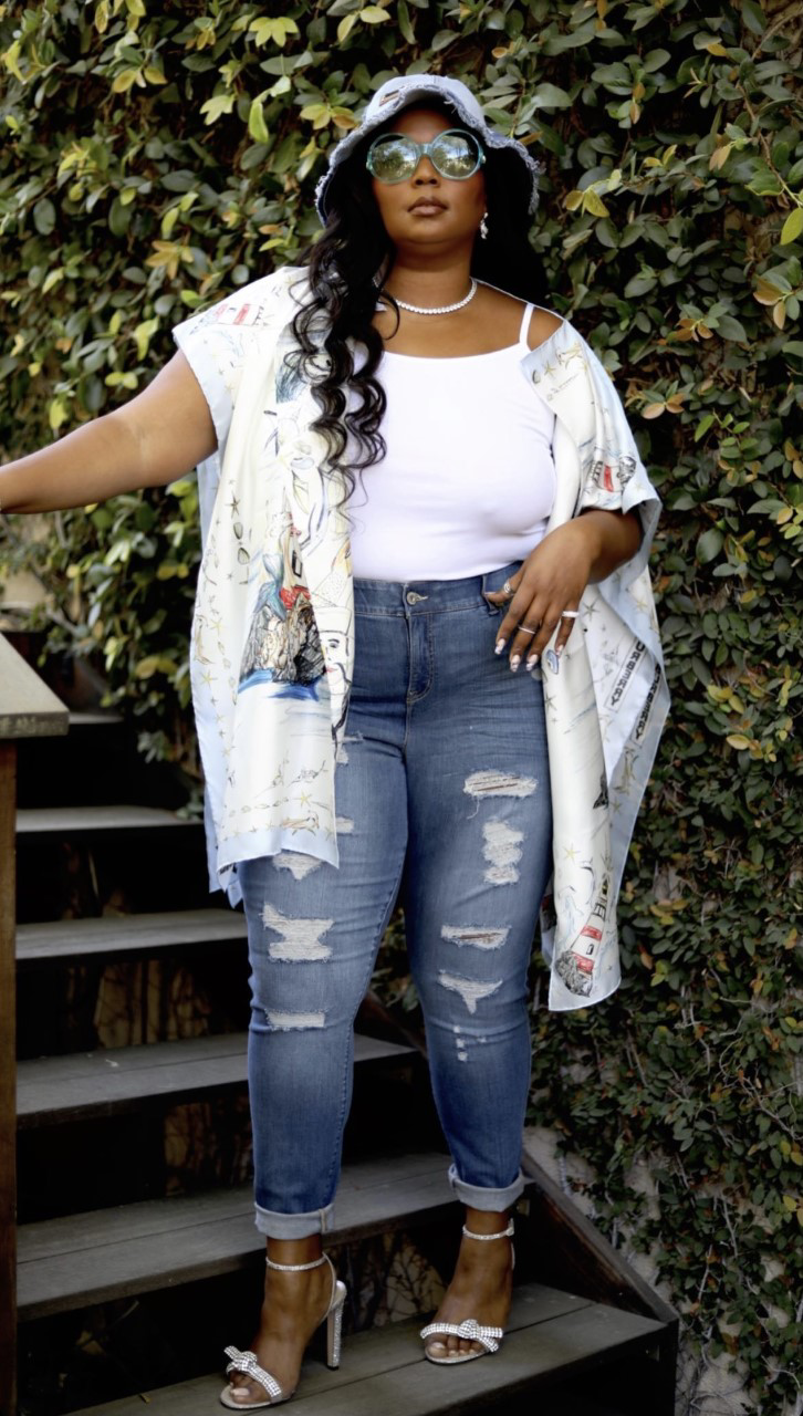 Lizzo's Skinny Jeans Are on Sale for $64 -- Shop Her Look