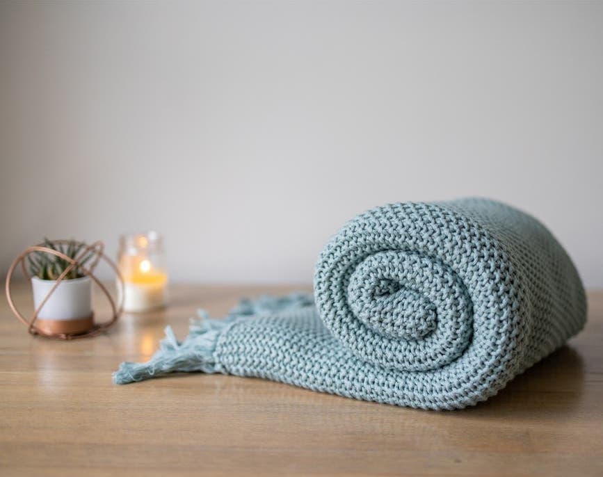 YaYa & Co. Hallen Tassel Trim Knit Throw Blanket