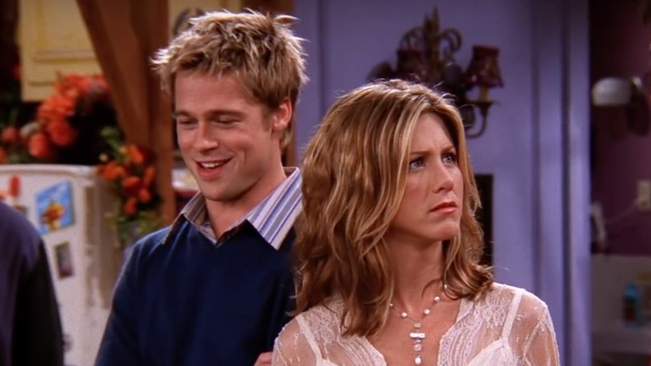 Friends Reunion Jennifer Aniston Looks Back At Brad Pitt S Guest Appearance Entertainment Tonight