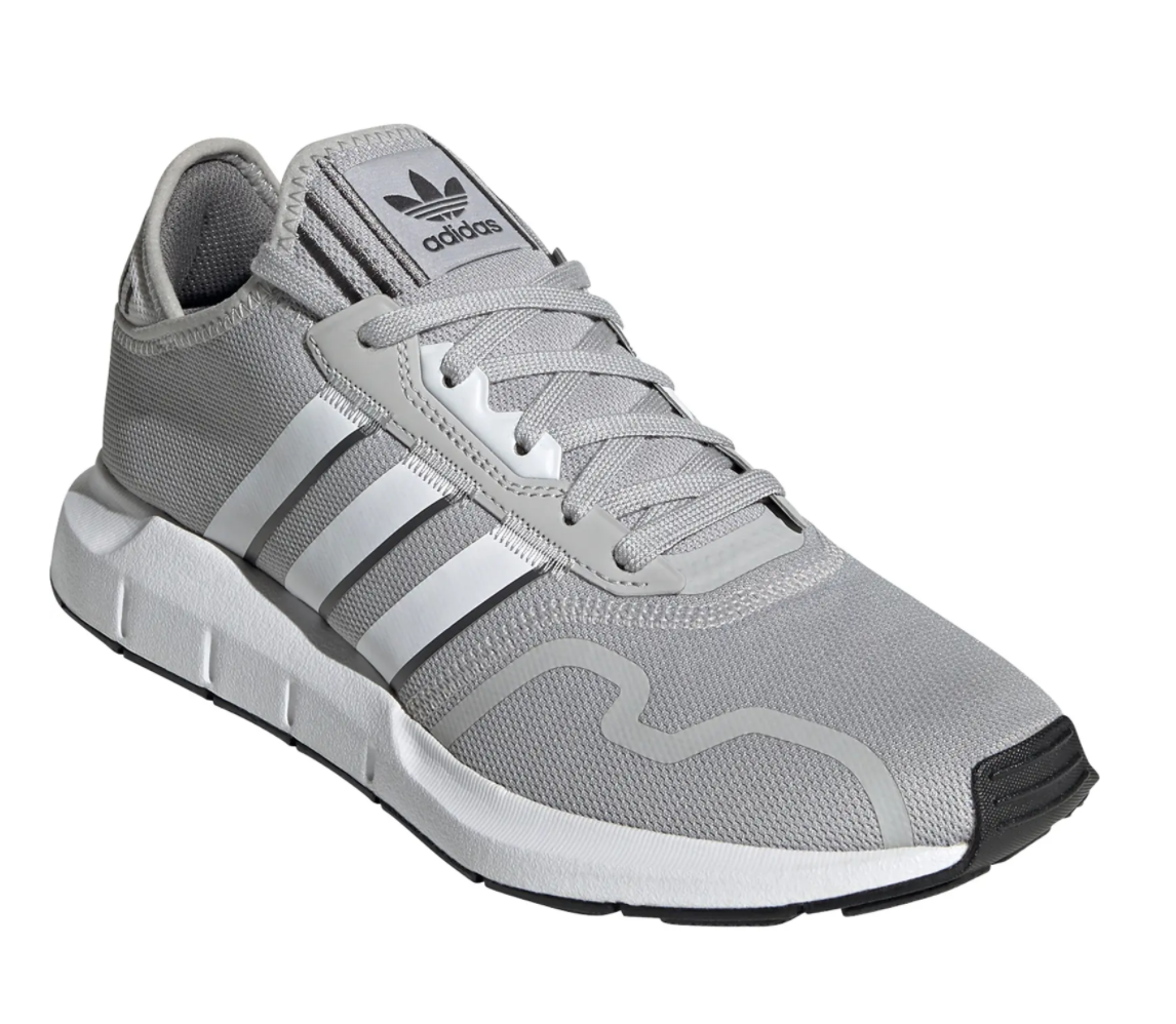 Adidas Swift Run X Sneaker.png 