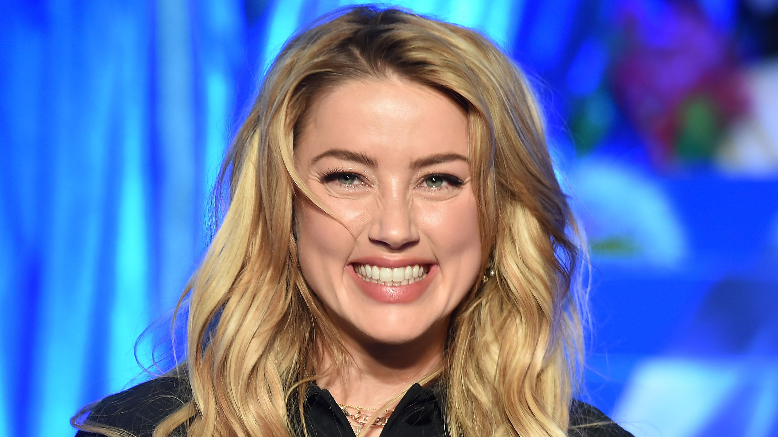 Amber Heard Reveals She Welcomed A Baby Girl On My Own Terms Entertainment Tonight