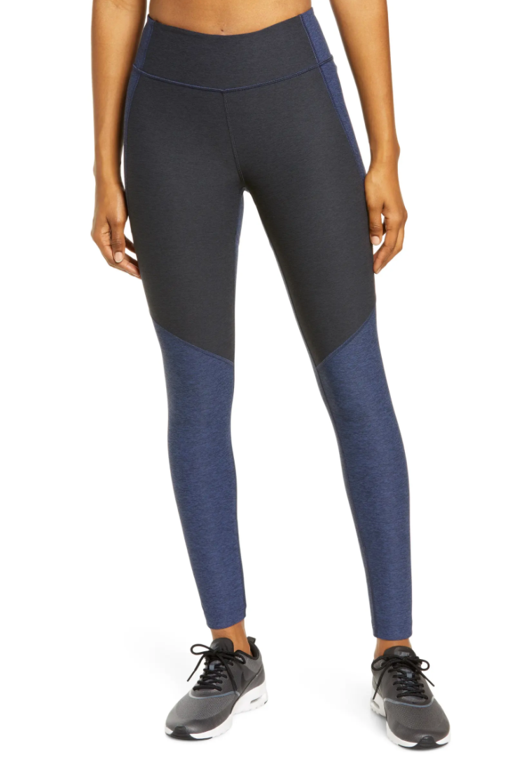 Outdoor Voices Two-Tone Warmup Crop Leggings.png 