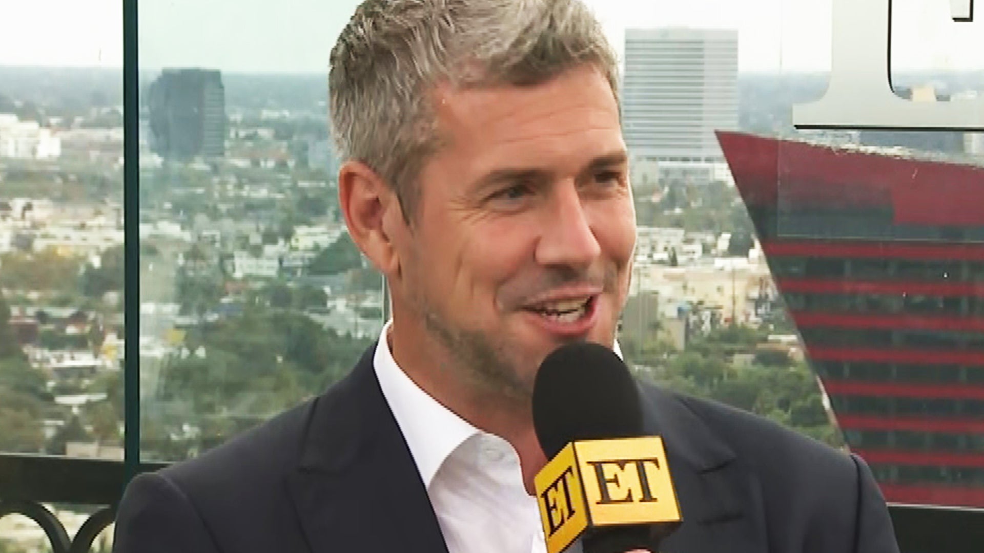 Ant Anstead Talks Co Parenting And The Magical Way He Met Renee Zellweger Exclusive Entertainment Tonight