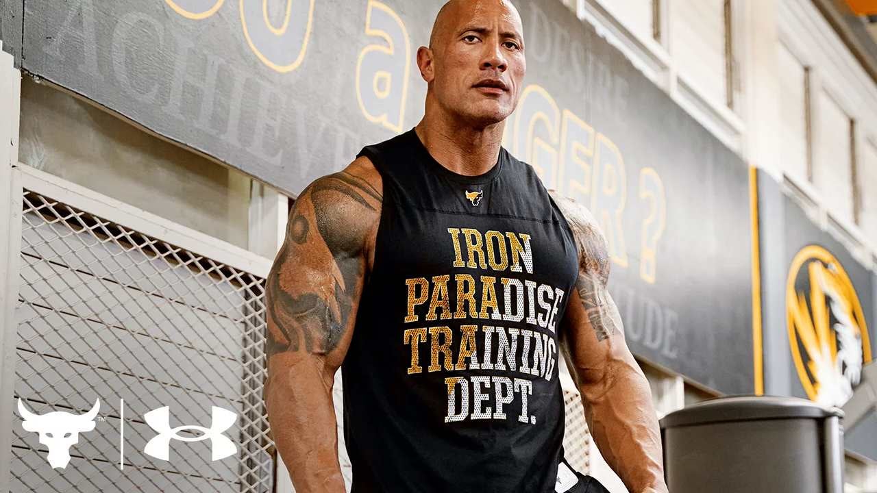 extraño Carrera uvas Dwayne 'The Rock' Johnson's New Under Armour Collection Will Make You Feel  Like the Hardest Worker in the Room | Entertainment Tonight