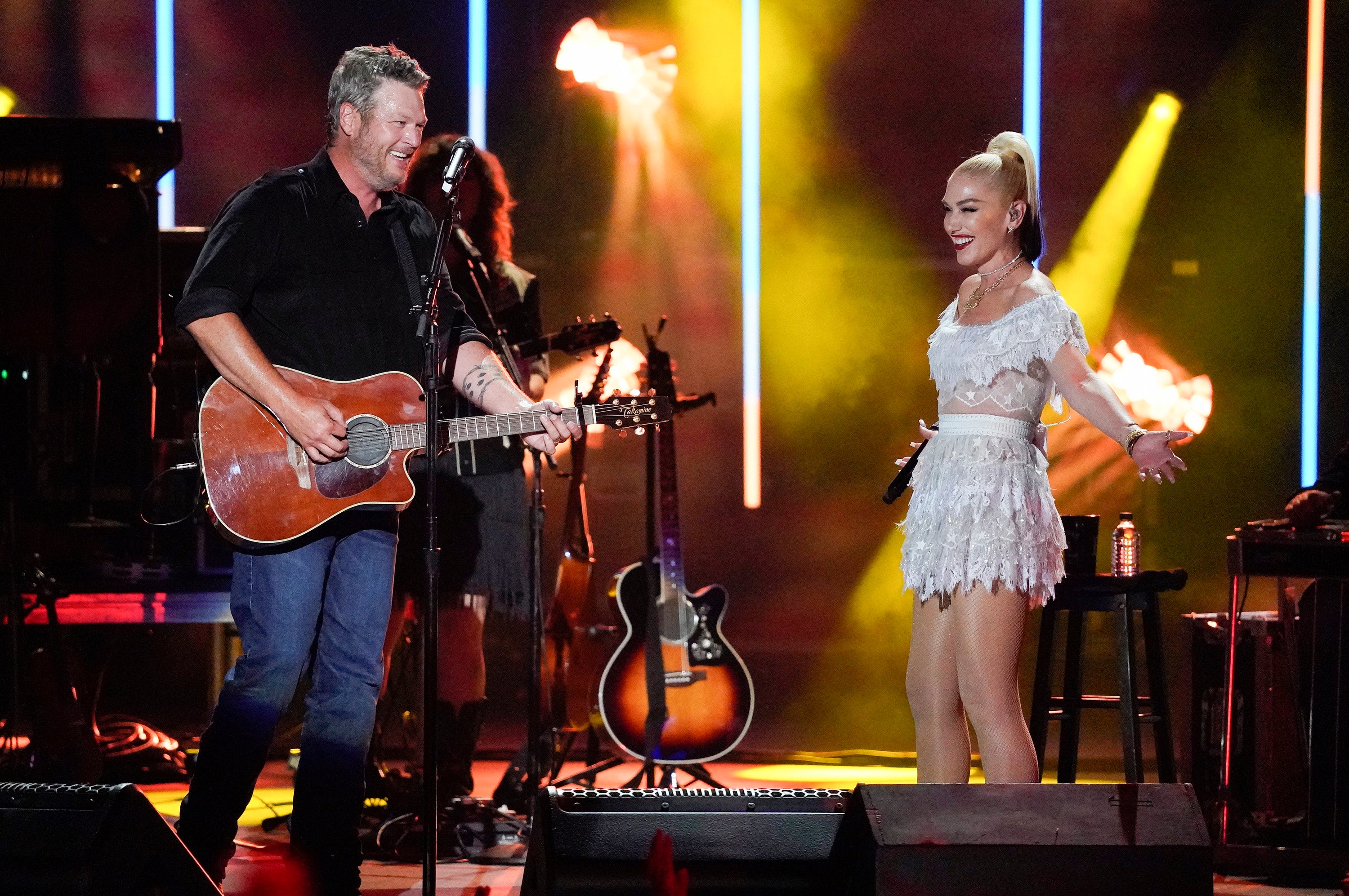 Watch Gwen Stefani Perform 'Don't Speak 