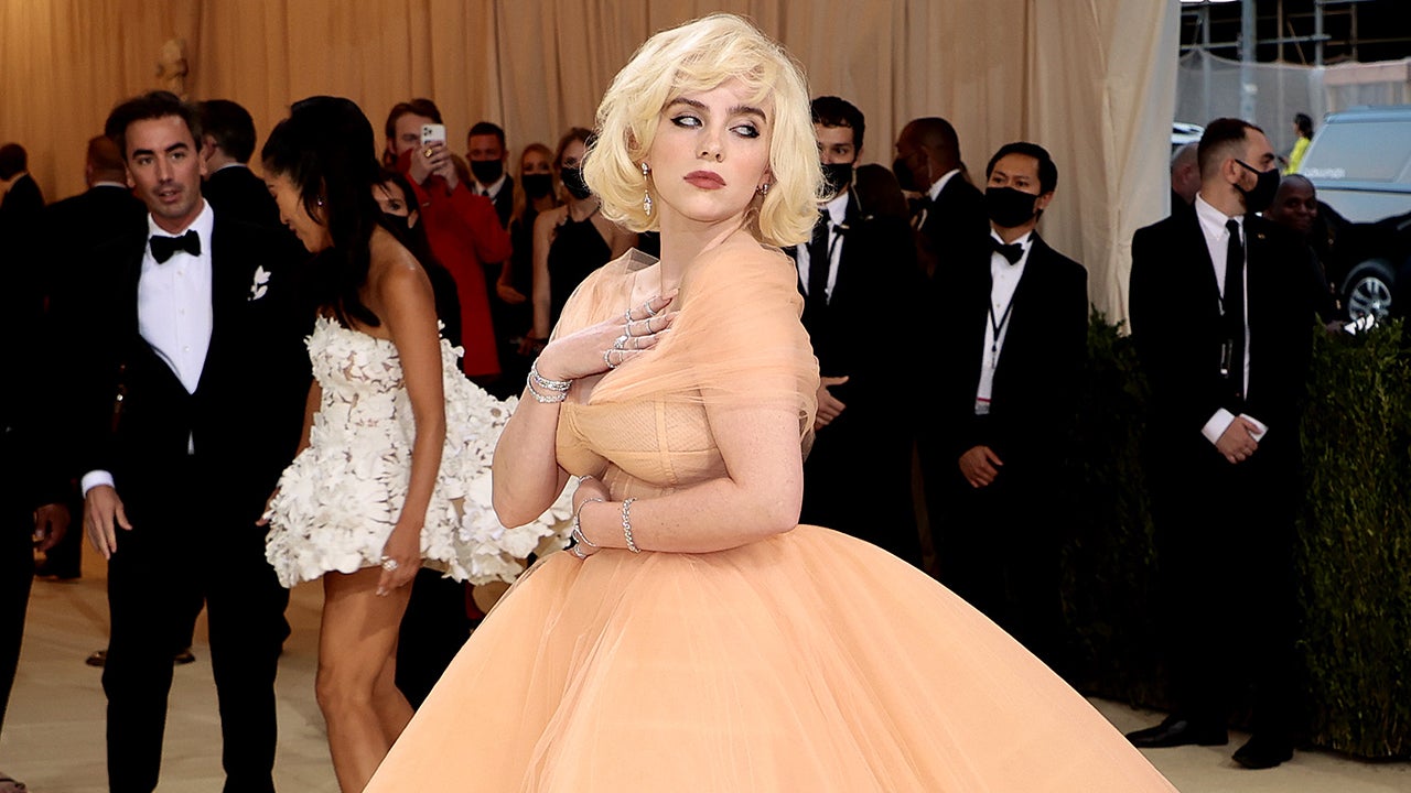 billie eilish met gala 2021 dinner dress Billie Eilish's Glam 2021 Met Gala Dress Was Inspired by Barbie