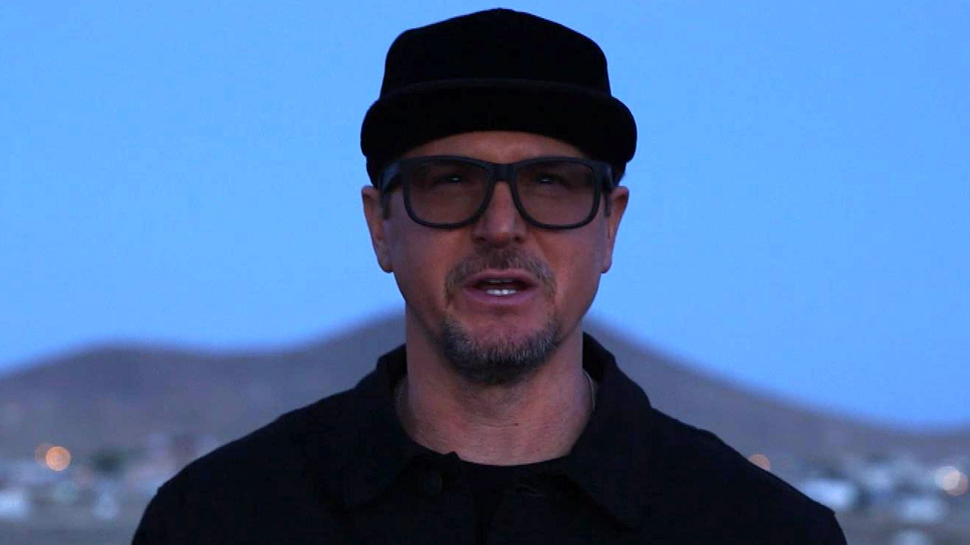 Ghost Adventures Goldfield Hotel Trailer Watch Zak Bagans Return To Haunted Town Exclusive Entertainment Tonight