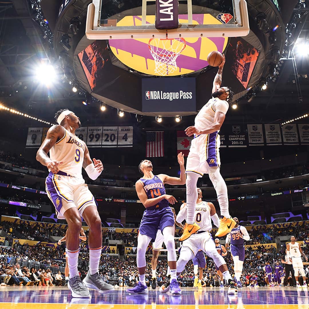 The Los Angeles Lakers and the Phoenix Suns square off in a game.