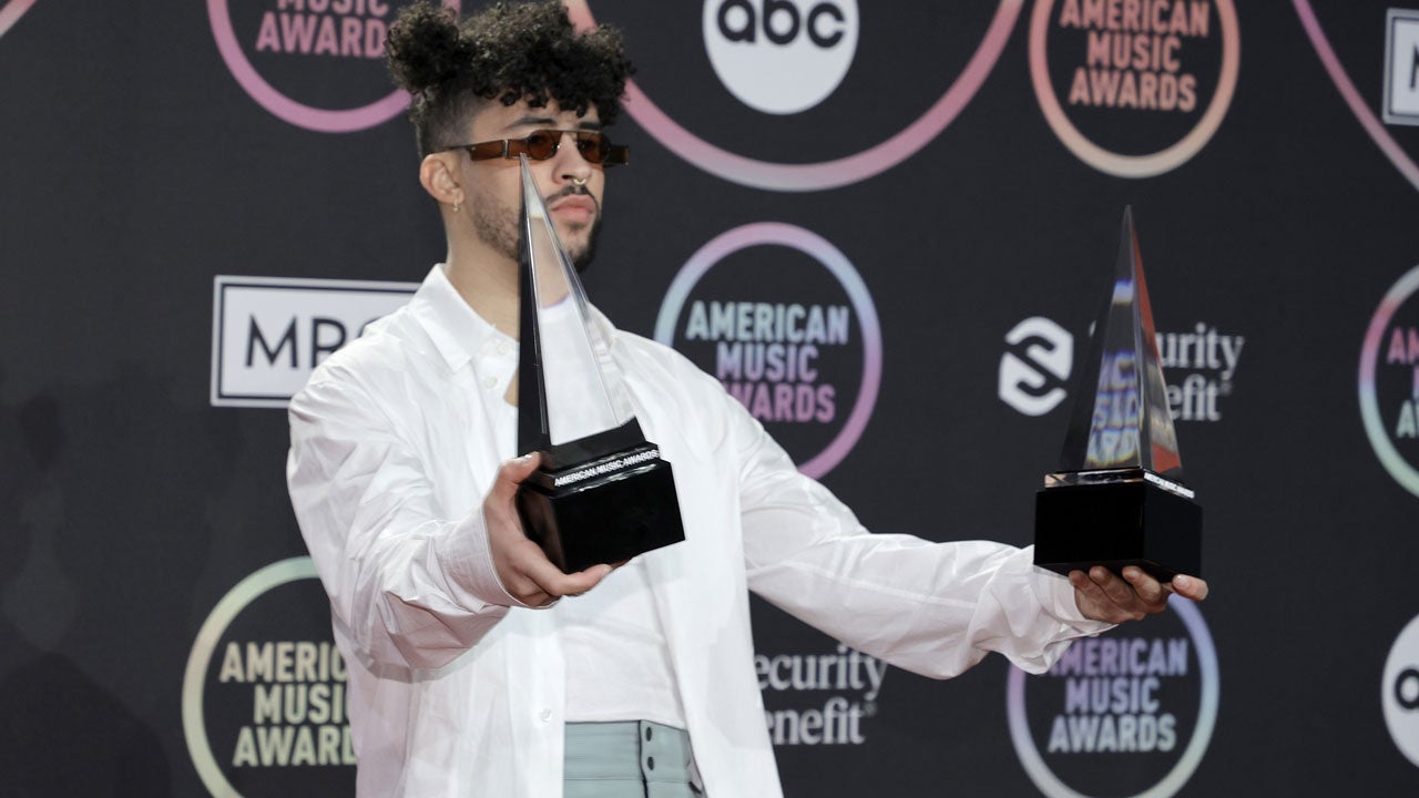 21 American Music Awards Winners The Complete List Entertainment Tonight
