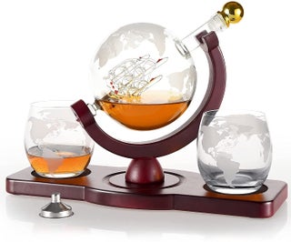 Whiskey decanter set with etched globe glasses