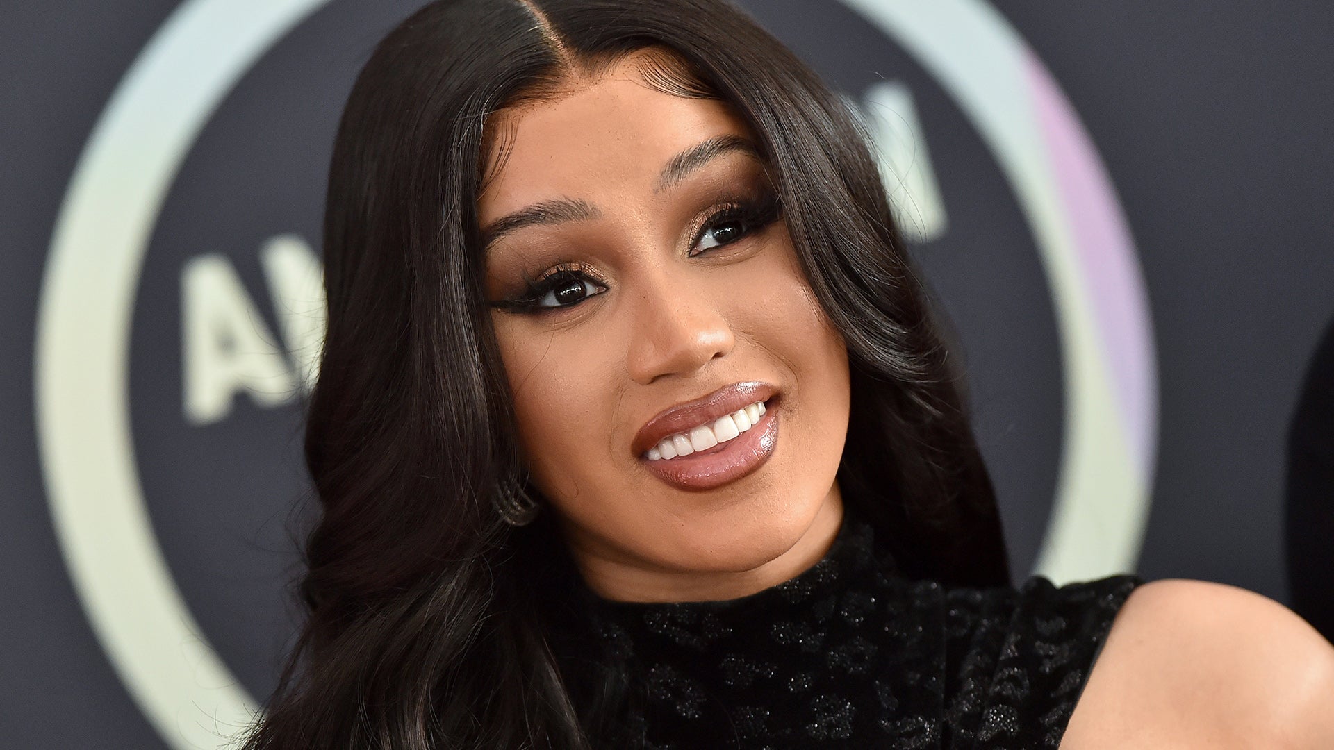 Cardi B Receives 6 Chanel Bags from Offset for Valentine's Day