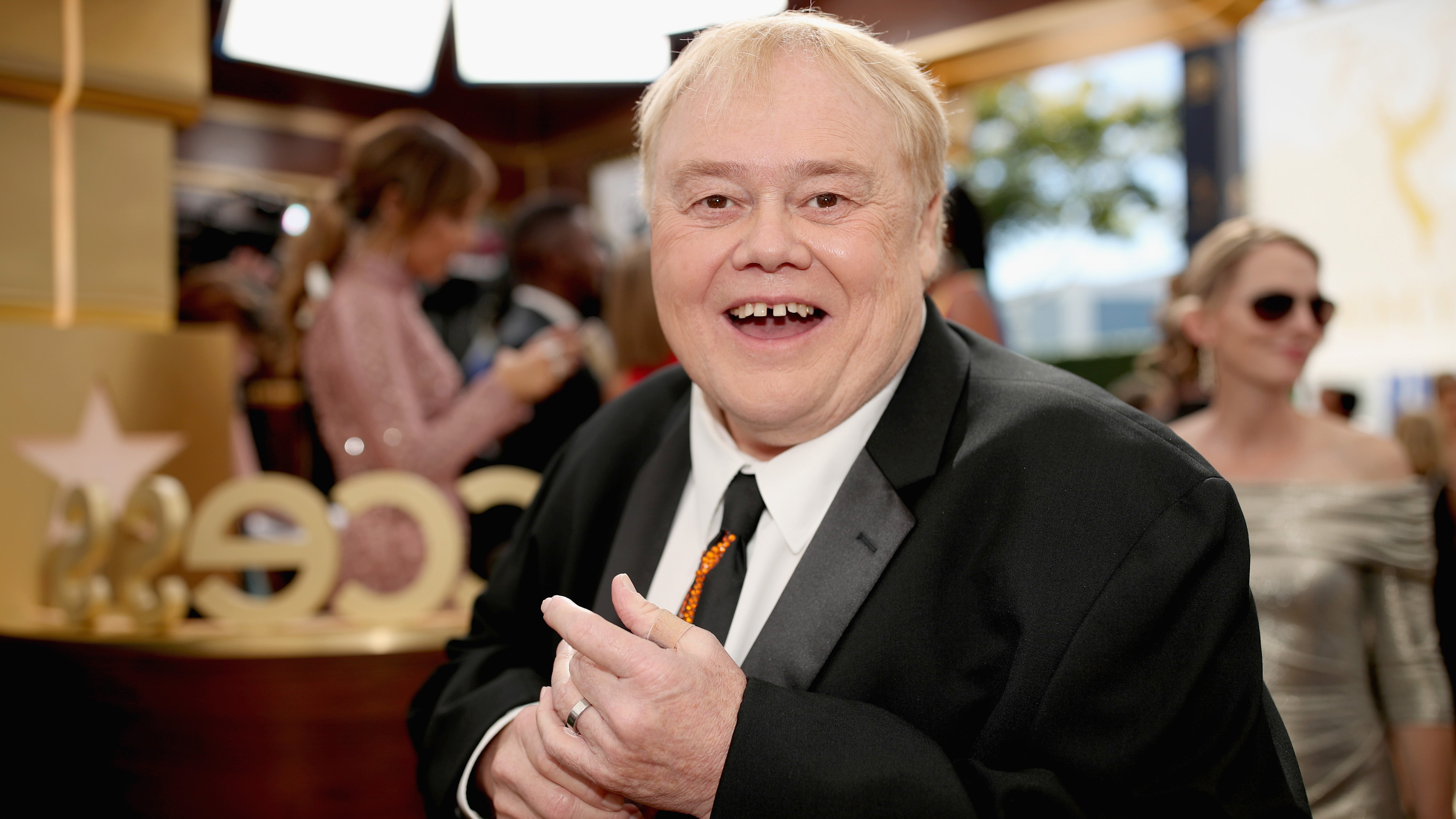 Comedian Louie Anderson is Dead at 68 After Battle with Blood