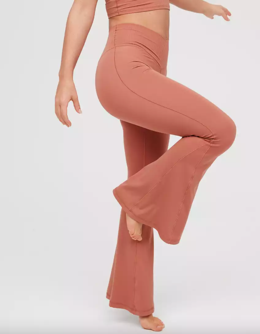 The TikTok-Favorite Aerie Crossover 