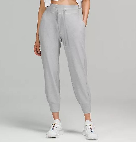 High-Rise Cropped Jogger