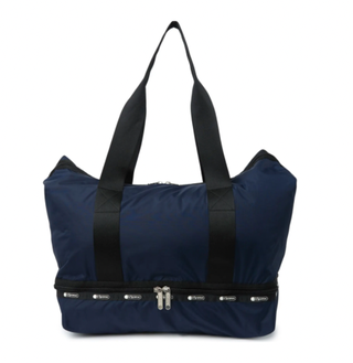 Lesportsac Dakota Medium Deluxe Overnight Bag