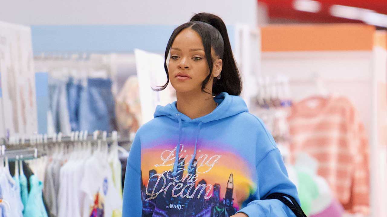 Awake Living The Dream Hoodie S ブラック Rihanna Shops for Baby 