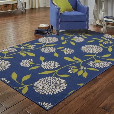 Andover Mills Annice Floral Area Rug