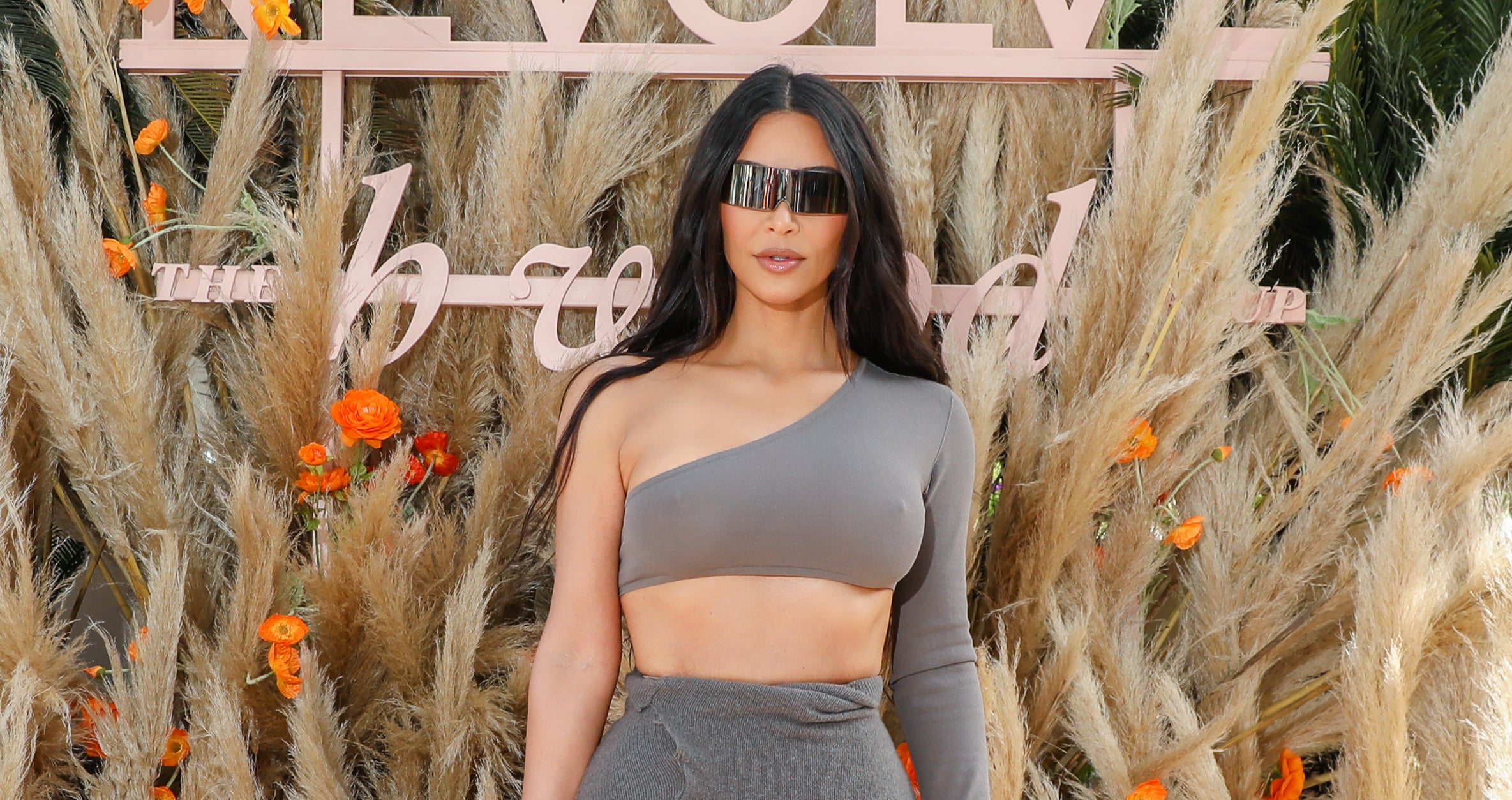 Buy Kim Kardashian?s Clothes on