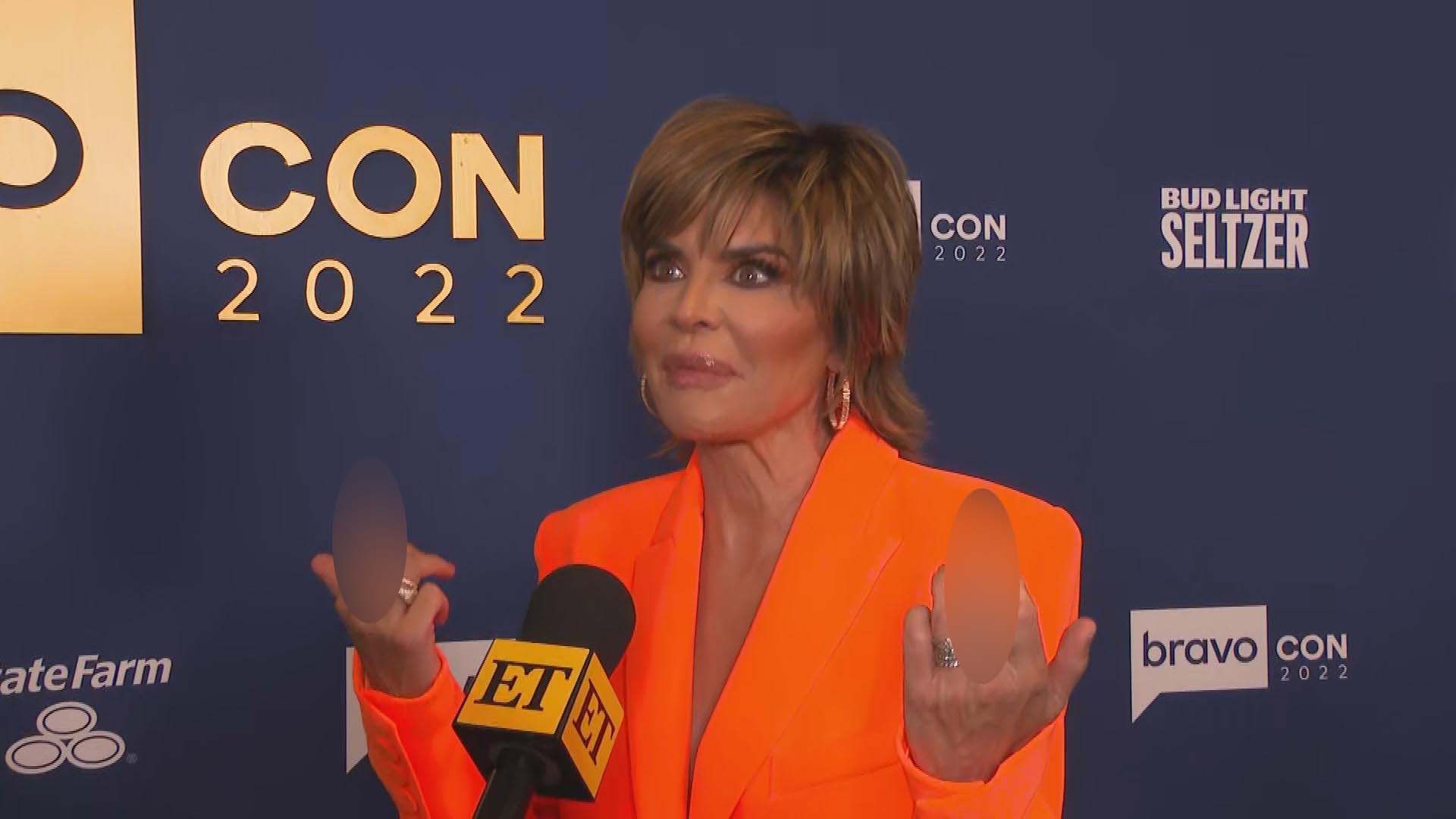 Lisa Rinna Rocks Lisa Rinna 2022