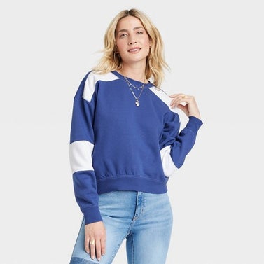 Universal Thread Women's Fleece Sweatshirt