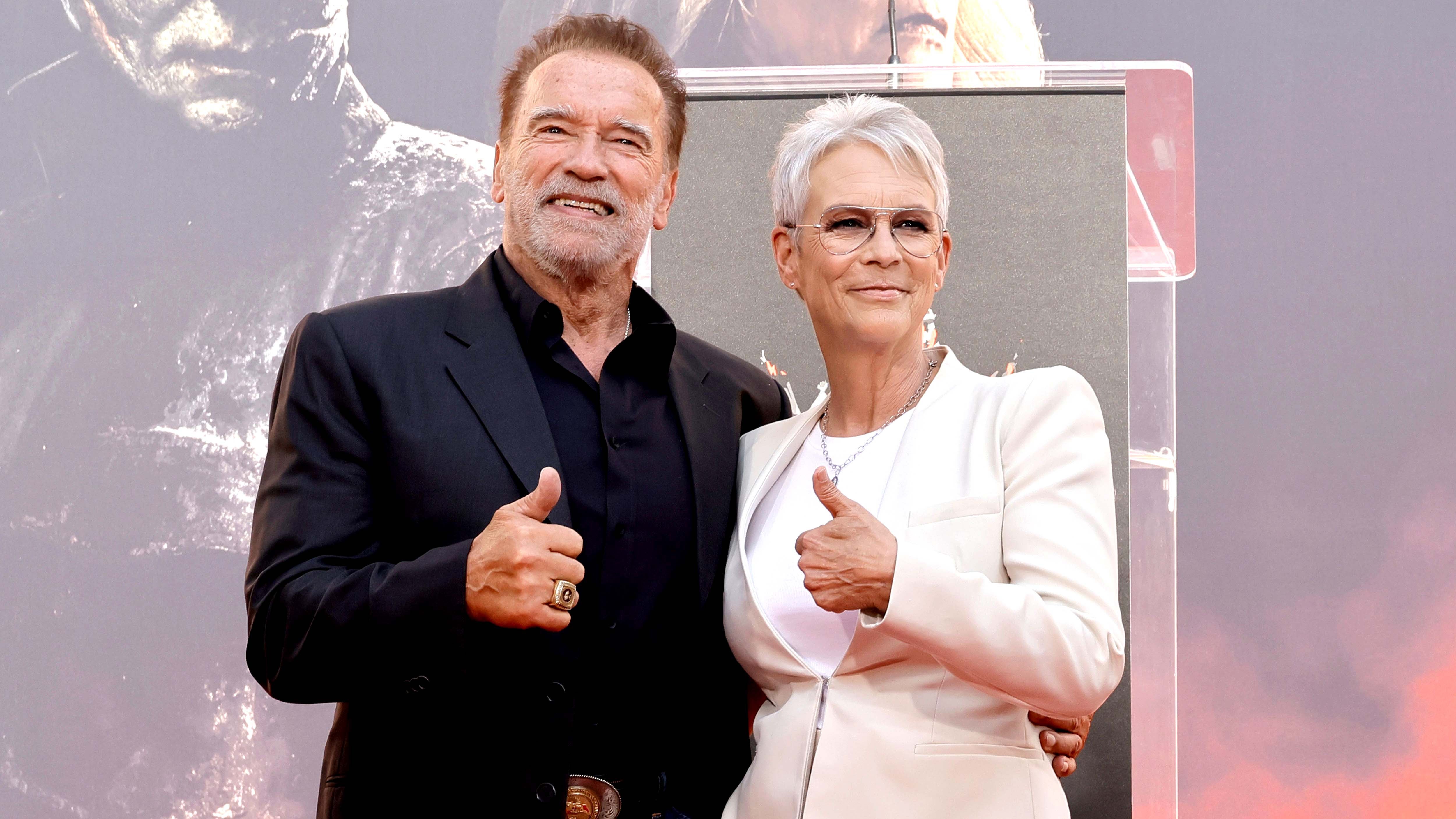 Jamie Lee Curtis, Arnold Schwarzenegger Have 'True Lies' Reunion at Her  Hand and Footprint Ceremony | Entertainment Tonight